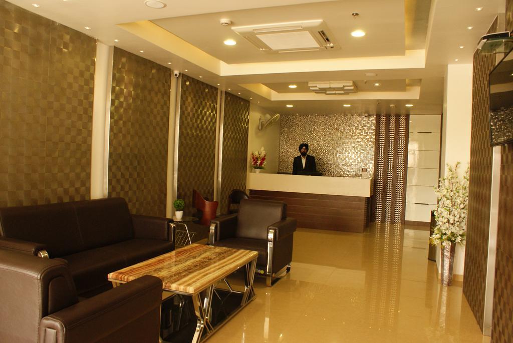 Ruby Pride Luxury Hotel Hyderabad Exterior photo