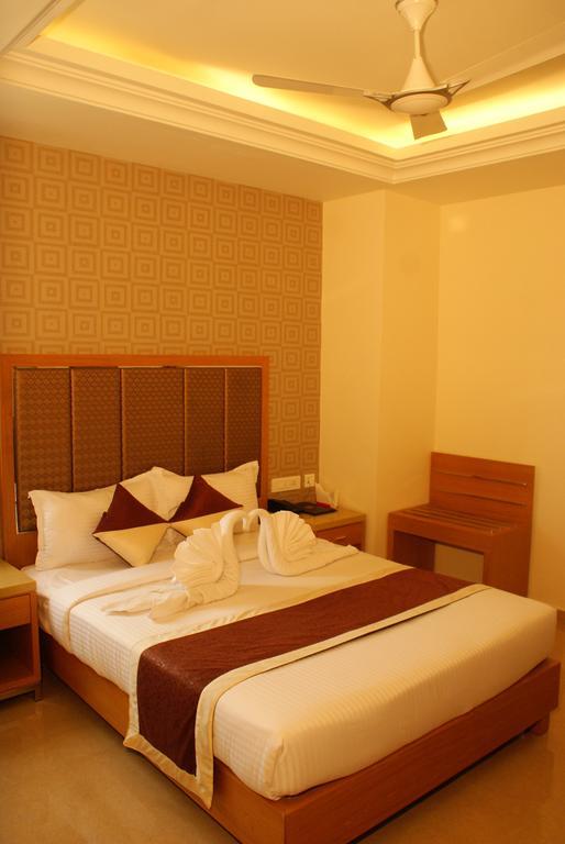 Ruby Pride Luxury Hotel Hyderabad Exterior photo